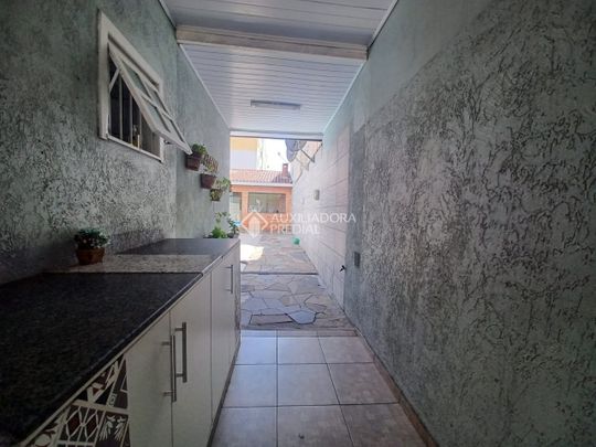 Casa com 3 quartos e 100m² para alugar em Estancia Velha, Canoas. - Photo 1