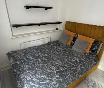 3 bedroom house share to rent - Photo 4