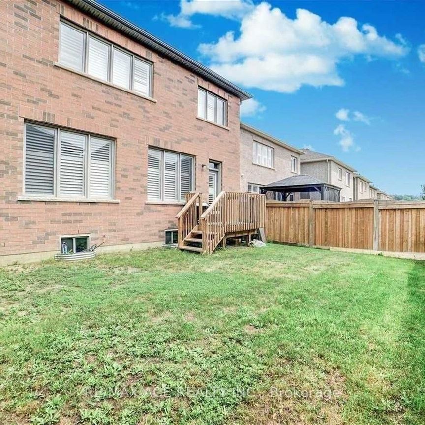 For Lease - 26 Newhouse Boulevard, Caledon, Ontario - Photo 1