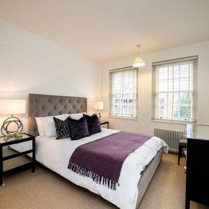 Fulham Road, Chelsea, London, SW3 - Photo 2