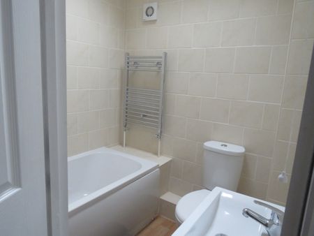 Grange Road, Middlesbrough - Photo 5