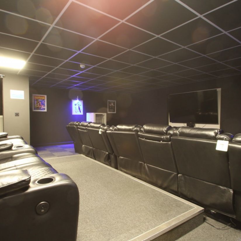 4 bed Apartment for Rent - Photo 1