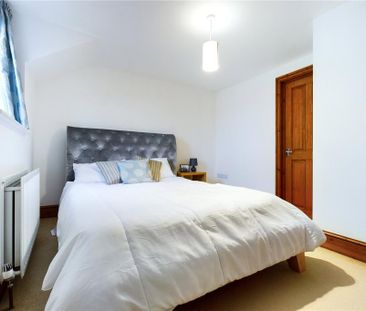 2 bedroom detached house to rent - Photo 5