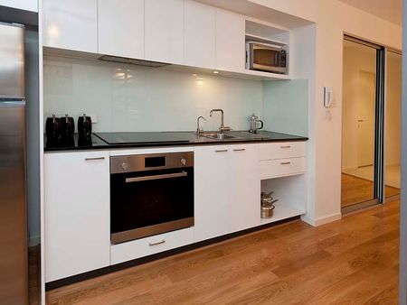 94/143 Adelaide Terrace, East Perth WA 6004 - Photo 4