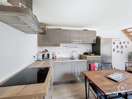 Appartement une chambre à louer au centre de Beauraing - Photo 2