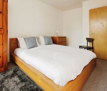 4 Bed Terraced House, New England Street, BN1 - Photo 4