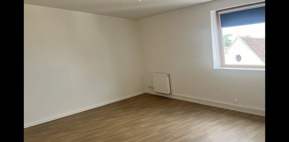 Location Appartement 2 pièces 47 m² La Châtre - Photo 2