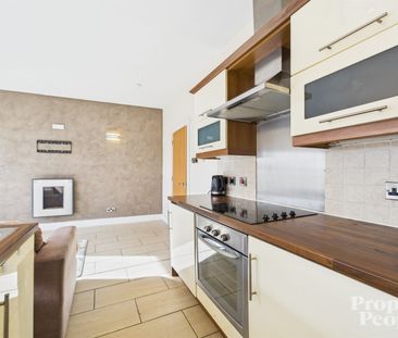 APT 3, 16 Glandore Avenue, Belfast, BT15 3FB - Photo 5