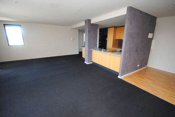 301/8 Howard Street - Photo 1