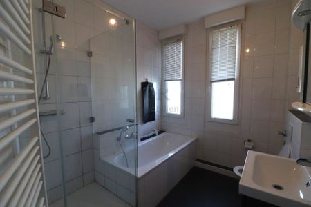 Große, helle Wohnung, nahe der Voerder Innenstadt! - Photo 2