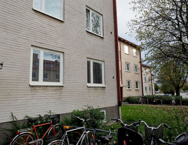 Vallavägen 12 - Photo 1