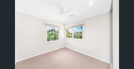 Stunning Fully Renovated Family Home - Photo 2