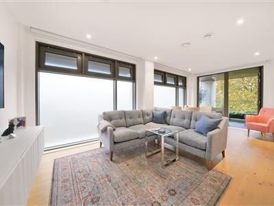 Upper Richmond Road, SW15 - Photo 2