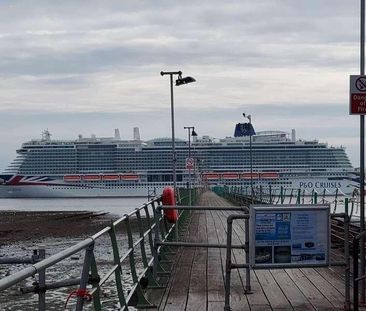 The Lantern Building, Davidson Close, SO45 - Photo 1