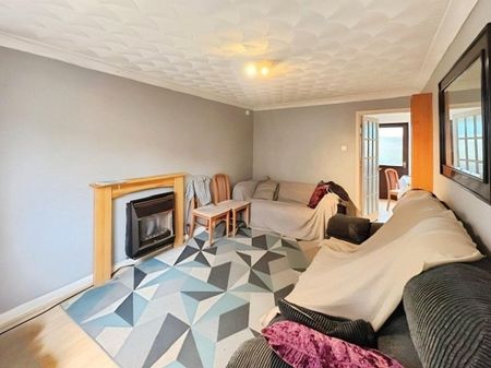 St James Mews, Off Severn Grove, Pontcanna - Photo 2