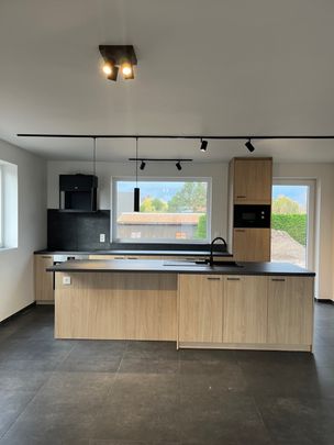 INSTAPKLARE NIEUWBOUWWONING MET 5 SLAAPKAMERS - Foto 1