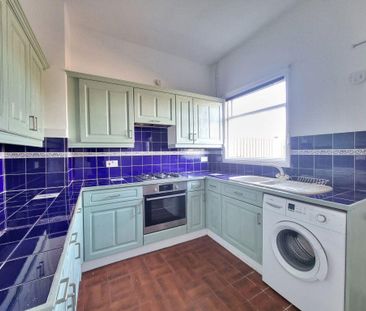 2 bedroom cottage to rent - Photo 1