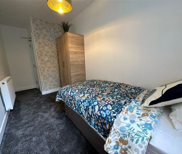 1 bedroom property to rent Hurst Street, Widnes, Cheshire, WA8 - Photo 1