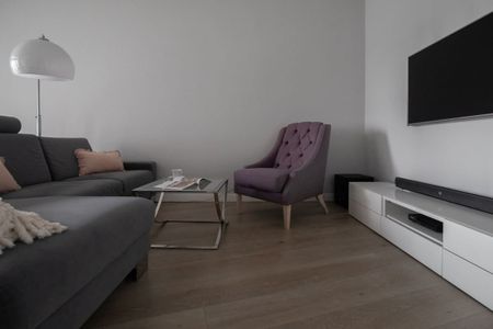 Dwustronne w sercu Żoliborza z garderobą i parking 92 m² - Фото 4