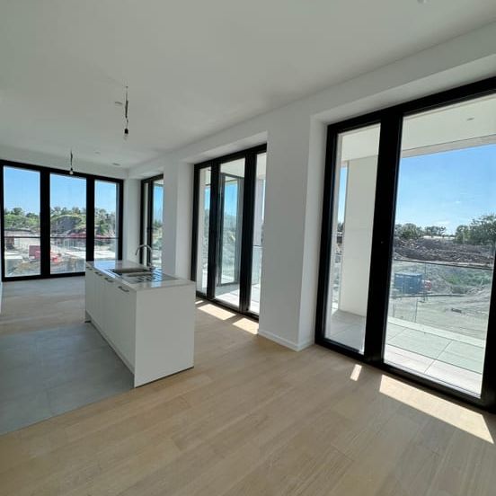 Appartement te huur - Photo 1