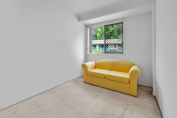 2/130 Plateau Crescent, Carrara QLD 4211 - Townhouse For Rent | Domain - Photo 1