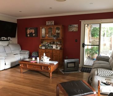 3-bedroom shared unit, Cordeaux Rd - Photo 1