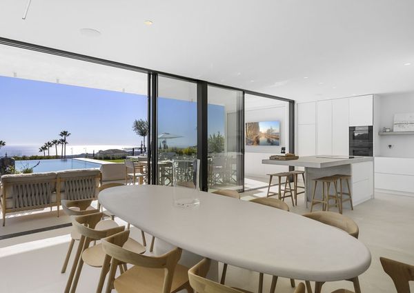 Luxury Villa for rent in Benahavís, Spain