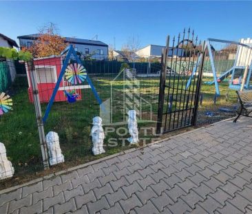Cladire cu 6 camere, ideala pentru birouri, Buziasului - Photo 2