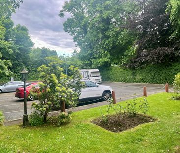 Flat to rent on - Photo 2