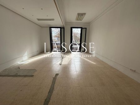 73m² Office to rent in El Gòtic, Barcelona - Photo 3