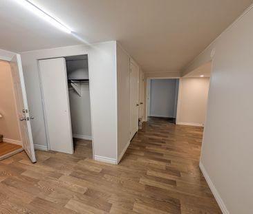 All Inclusive 3 Bedroom Lower unit in Welland! - Photo 5