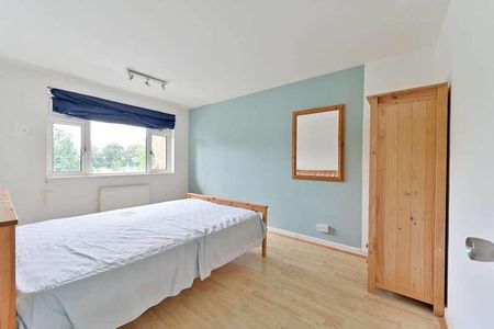 Queensmere Court, Barnes, SW13 - Photo 2