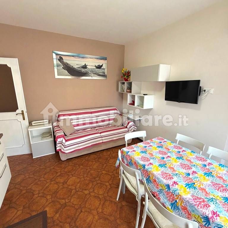 Trilocale Lungomare delle Nazioni 25, Centro, San Bartolomeo al Mare - Photo 1