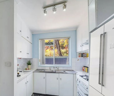 Tranquil & Convenient Living in the Heart of Campbelltown - Photo 4