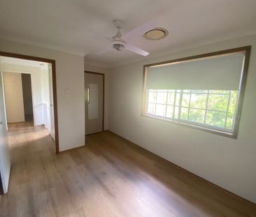 Spacious 4-Bedroom + Study Family Home for Rent – Wyoming, NSW - Photo 1