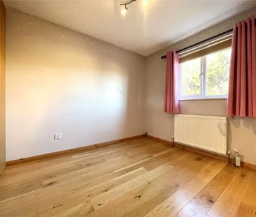 3 bedroom detached house to rent - Photo 3