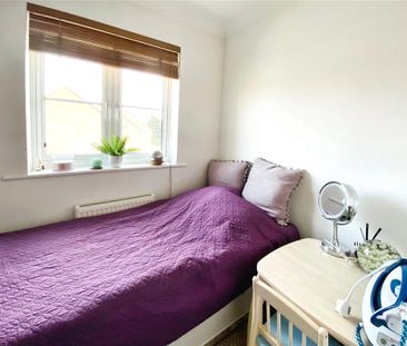 4 bedroom terraced house to rent - Photo 6