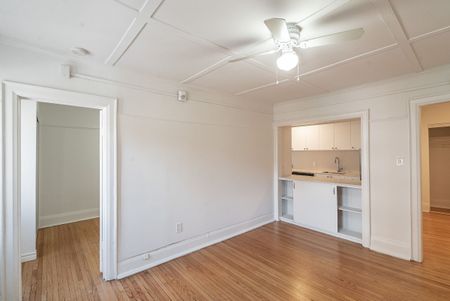 100 Vaughan Road - Photo 4