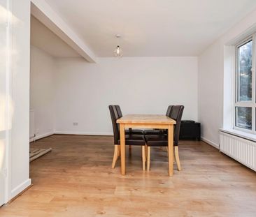 4 bedroom house to rent - Photo 2