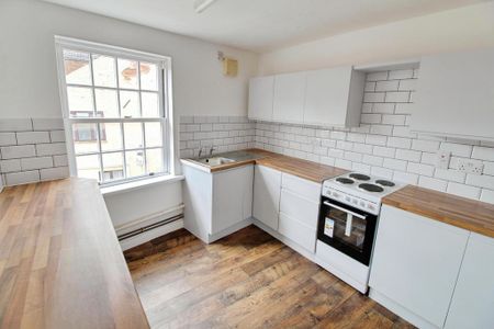 1 bedroom flat to rent - Photo 2