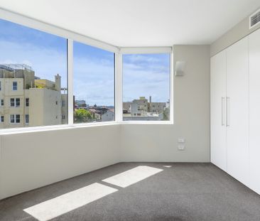 C706 / 2A Elizabeth Bay Road - Photo 6