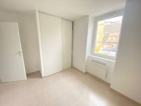 A LOUER - APPARTEMENT T2 refait a neuf en 2022- 40 M2 AU 2EME ETAGE - Photo 5