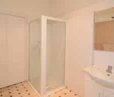 RENT A ROOM IN THIS HISTORIC HOME - Photo 3
