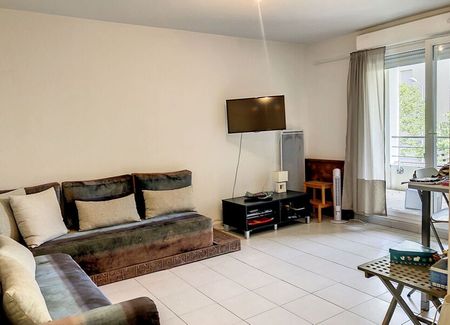 Appartement à louer 2 pièces • 42,96 m2 Avignon - Photo 2