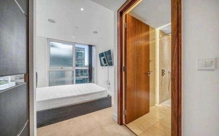 Juniper Drive, London, SW18 - Photo 3