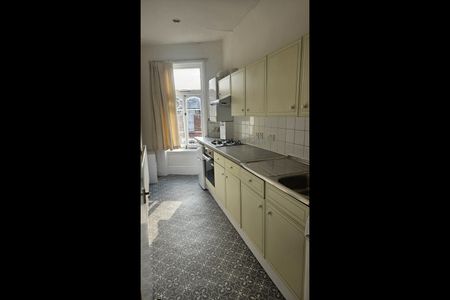 1 Bed Flat, Crouch End, N8 - Photo 5