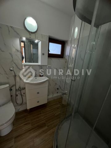 Casa individuala la prima inchiriere cu 4 camere, 4 bai, curte in cartierul Europa - Photo 2