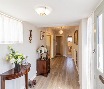 2 bedroom detached bungalow to rent - Photo 1