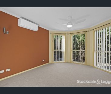 Comfortable & Spacious Family Living - Photo 4