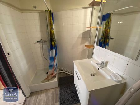 Location Appartement 1 pièce 20m² AGEN 47000 - Photo 3
